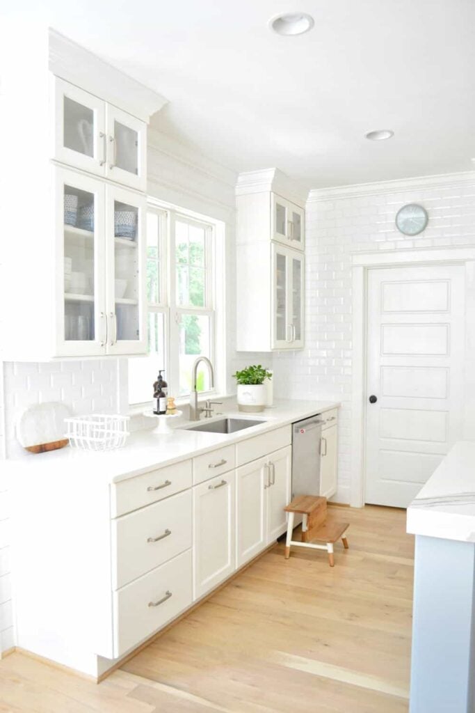 Sherwin Williams extra white cabinets