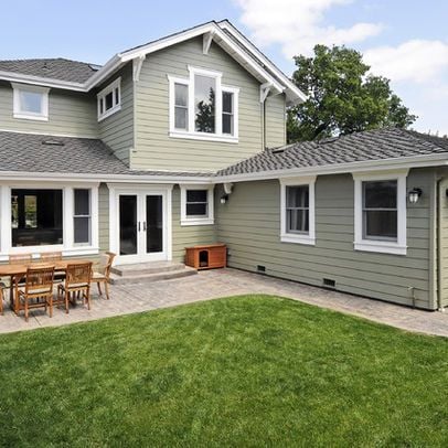 Liveable green exterior paint color for home