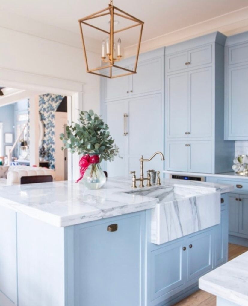 Kitchen with Sherwin Williams stardew cabinets.